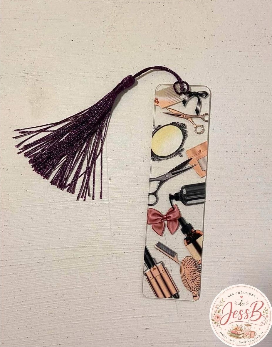 Signet acrylique – Coiffeuse