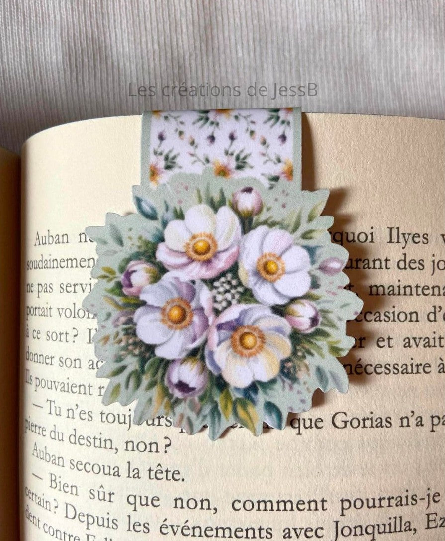 Signet magnétique - fleurs blanches